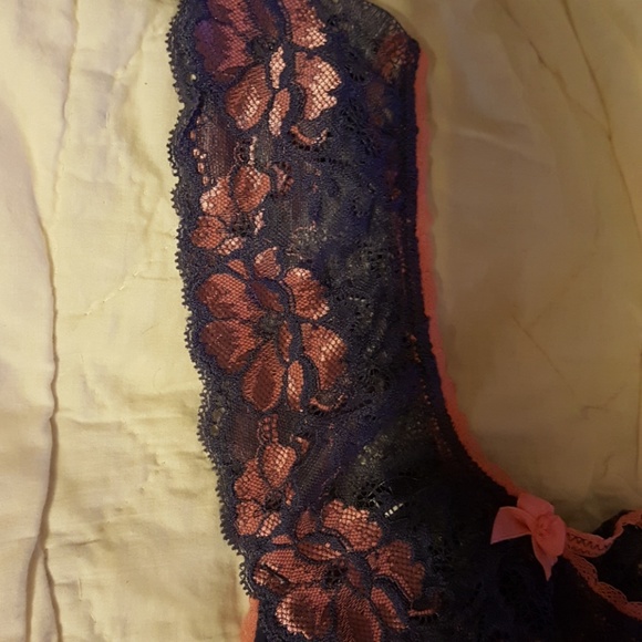 !!!!!SOLD!!!!!36DDD purple with pink lace - Picture 4 of 4